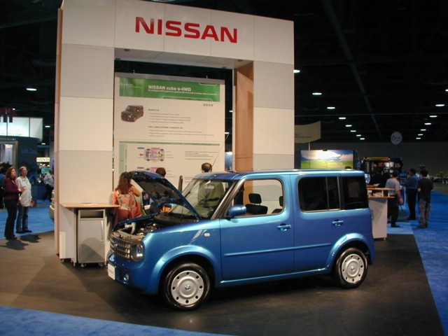 Nissan cube e-4WD